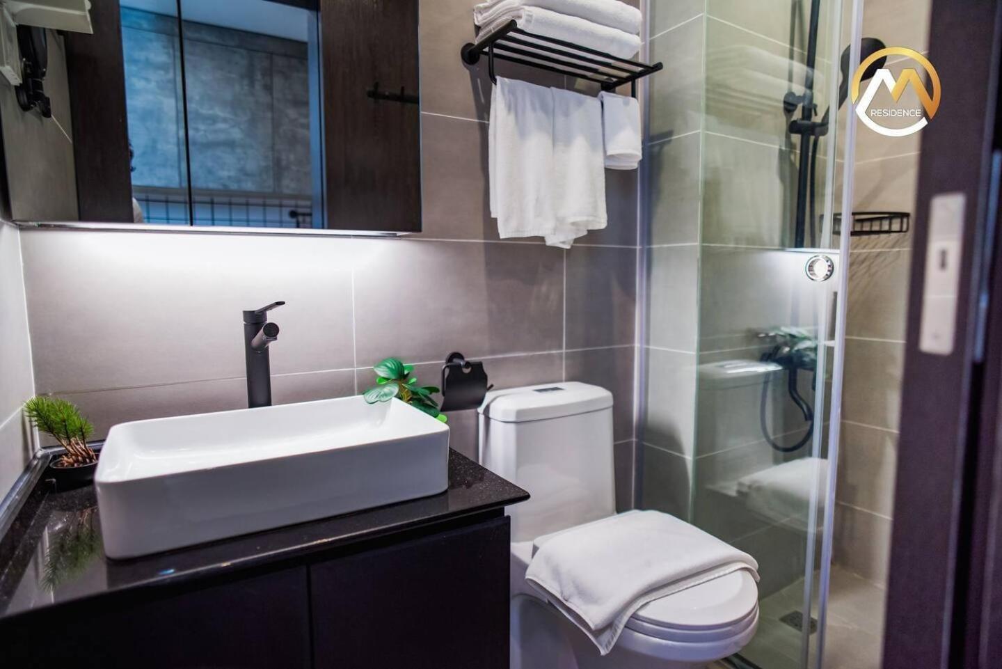 Hotel Serviced Apartments Top One Infinity Pool With View Of 360 Degree Phnom Penh Dış mekan fotoğraf