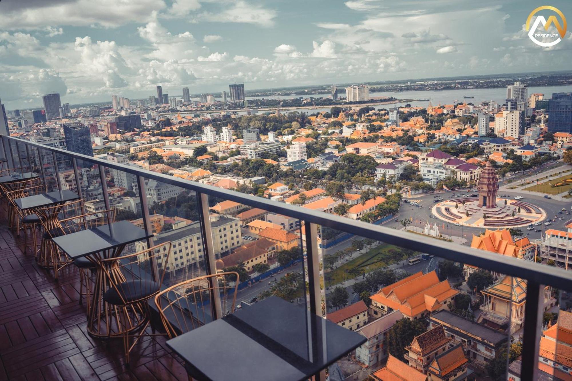 Hotel Serviced Apartments Top One Infinity Pool With View Of 360 Degree Phnom Penh Dış mekan fotoğraf